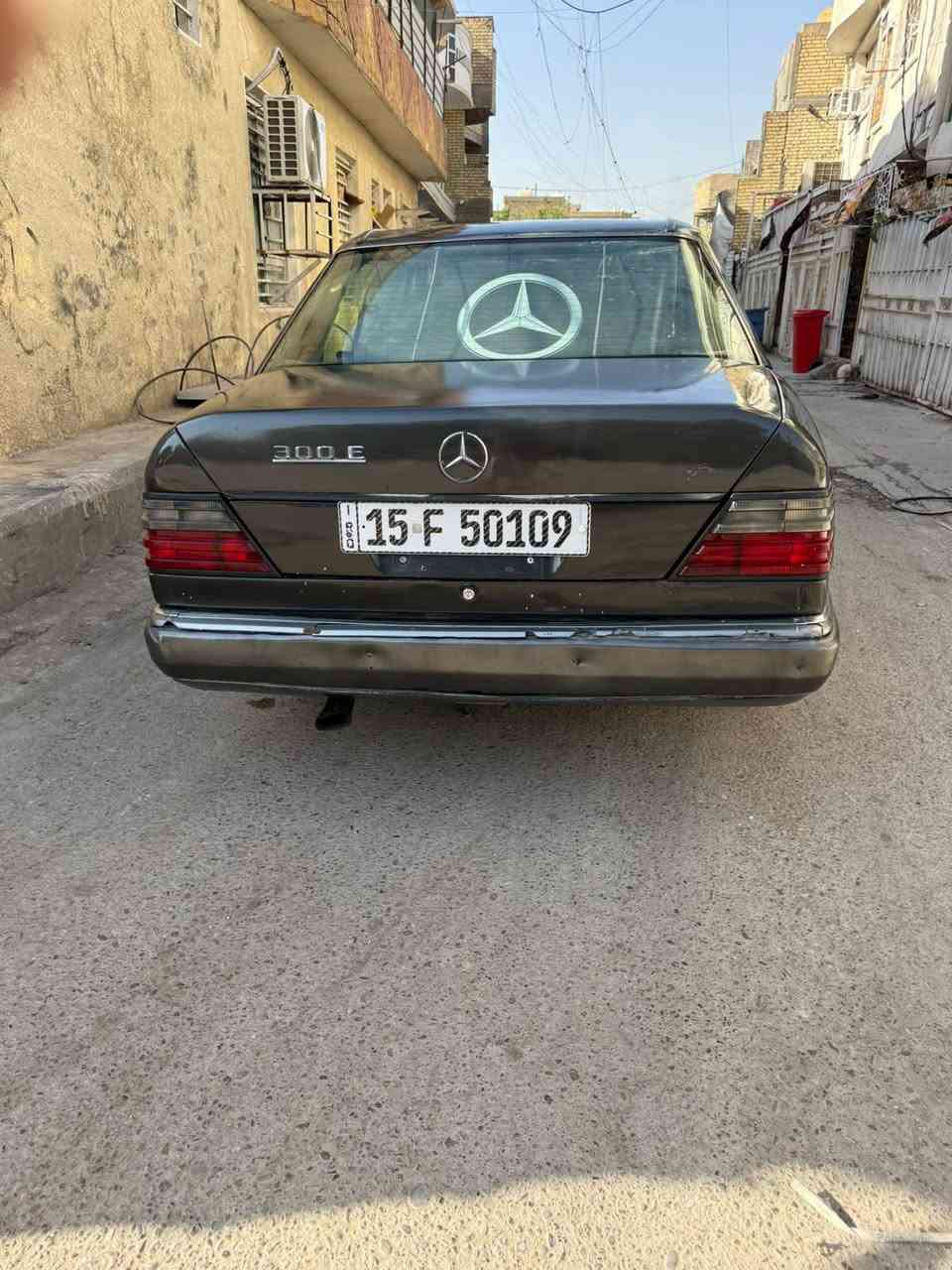 مرسيدس دب موديل 90 مكينه وكير ياباني بطه سياره جاهزه تراي حلو داخل وخارج نضيف شوف لعين جاهزه تخم تاير رقم انبار شرط التحويل بكاني بغداد بلديات سعر 35.         ***********
