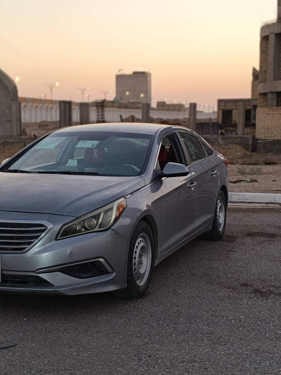 ‏سلام عليكم 
‏
‏سوناتا موديل 17 وارد امريكي للبيع للبيع 
‏رقمها اربيل تريد تحويل تريد وكاله
‏محرك جي دي اي 2400 
‏ثلاثه انضمه قياده 
‏تحكم ستيرن 
‏حداديه جديده 
‏تخم تايرات جدد
‏تبريد تدفئه شغال 
‏شاشه اندرويد وكاميره خلفيه 
‏سياره ما بيه اي نقص 
‏بيه اربع قطع صبغ فقط بدون دواخل السياره كلها ليبل واحد 
‏السعر 103 وبيه مجال لشراي
‏مكان السياره كربلاء 
‏***********
‏
‏
