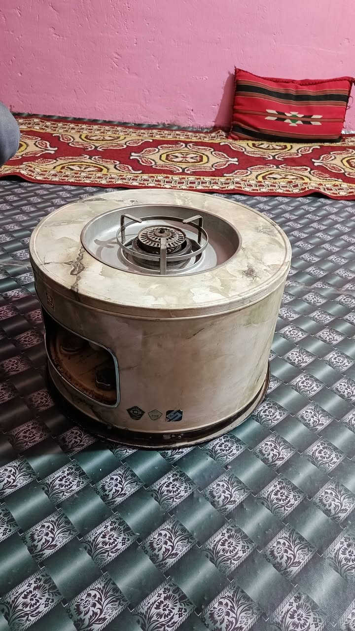 للبيع جولة نفط نار قوي عالية ما تصرف نفط هوة جولة هوة صوبه خلال نص ساعة يطبخ  اي شيئ 🔥 نار مرعب عمي يوجد مكان سديرر
رقم الهاتف
***********
