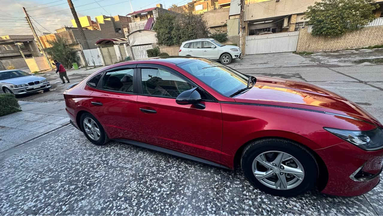 سوناتا 2020 للبيع

حادثهة من امريكا تبديل وصبغ دعاميه وبنيد سطحي وجاملغ الايسر بي بارد مثل ما مرفق بالصور وصار بيهة بارد بالجاملغ الايمن واني معدله
مواصفات السياره الاعتياديه المعروفه 
محرك 2500 المرغوب 
ماشيه 55800 الف كيلو وليس ميل (قابل للزياده)
عندي بيهة وكاله عامه باسم شركه 
بيهة اضافات بسيطه تعديلات ع شكل الخارجي
سياره مال جناي ومداريهة ذره دوانز مابيهة 
بانزين كله محسن ودهن ادنول اصلي ونشطه السياره حيل 
مقاعد السياره قماش مدوشمهة دوشمه اصلي جلد 
 السعر : 167 ورقه نازل منهة 5 ورقات مال تحويل باسم المشتري والرقم يعني ب 162 وبيهة مجال حك الجيه 
رقم الشاصي : 5NPEG4JA2LH041656

*********** متوفر واتساب او خاص 
مكاني بغداد - البنوك 
ماعجبتك السياره تلكى اغاتهة اترك كلمه طيبه بغداد, العراق
