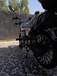 دراجه سونك وCBFسيبي اف  ضاغطه وزنجيل 200cc كدامك نضافته  بصمه عدد 2تشغ...