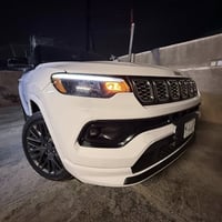 الحلوة للبيع  جيب كومباس 2025 لمتدد فول عدا بنورما  سيارة دخول جديد من...