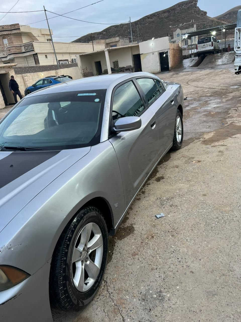 السلام عليكم
جارجر 2014 مكصوص متومه اربيل طبق الاصل
كير كفاله 
محرك 3600 كفاله 
تبريد ثلج
صدر جديد
كيج 260 
اوتو ايكو  
غرفتها حلوه 
داخل فول شاشه زغيرة
السياره جديده مناقصها شي
السعر55 بيها مجال قليل
مكاني صلاح الدين 
رقمي0773 905 8192
