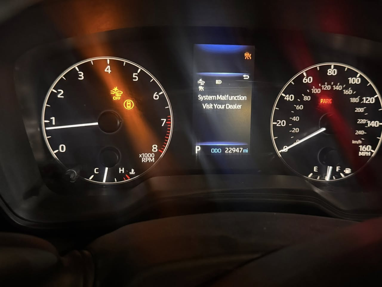 كورلا 2023 وارد امريكي معوقين
مواصفات LE 
سيارة : ماشيه 22947
شاشة كبيرة لمس
 كامرة 
سايد بريك بصمه  
رادار تعديل مسار 
 رادار اوتو بريك
 تحكم ستيرن
 اوتو هولد
 نظام ECO
 لايتات زنون 
مانع انزلاق
ضرر بس خشم البنيد 
وتبديل جاملغ ايسر
بدون إرباكات و ضرر داخل شرط 
السعر 137$ وبيه مجال قليل
‏عنوان ميسان/ابورمانه   
‭***********
