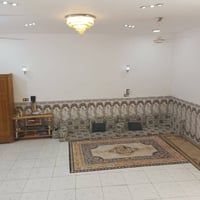 ٣٠٠م • غرفتين • قرب الحشد المبارك