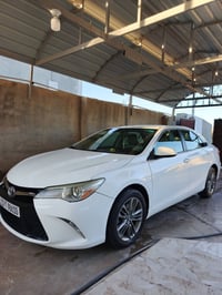 كامري SE ٢٠١٧ • وارد امريكي • مقاعد جلد