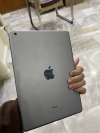 آيباد • للبيع