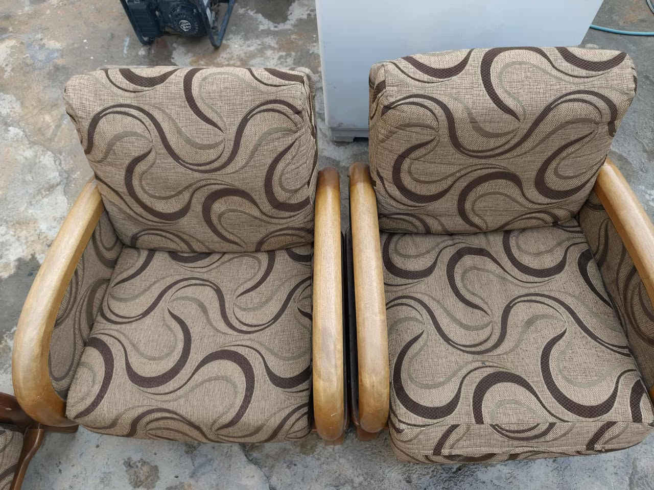 تخم قنفات البيع سعر ١٢٥الف كركوك حي عروبة ***********
