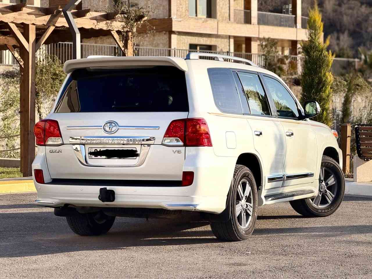 رقم السيارة : دهوك
موقع السيارة :دهوك
نوع السيارة :مونيكا GXR 6 
موديل السيارة :2015
المسافة المقطوعة:170KM
مواصفات:GXR فول موصفات 8 ايرباك مري گراج رقم سنويه جديده مع الهزه محرك وكير مامفتوح بشرط سياره حيل نظيفه 
ملاحظات:سياره حتا دعاميات بدون صبغ فيد بيها بي دي ئار 
سعر:388 بيها مجال بسيط 
للأستفسار :*********** واتساب فايبر كورك دهوك, العراق
