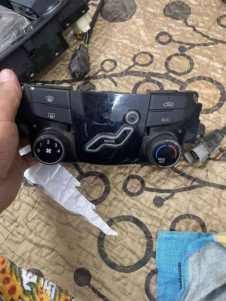 تحكم تبريد سعره ٣٥ الف وتحكم جام سعره ٢٥ والتوصيل مجانني مكاني بغداد البياع ٠٧٧٠٤٨٦٤٤٠


**إذا كنت صاحب هذا الإعلان وتريد حذفه لأي سبب، رجاءا أرسل رسالة إلى الدعم الفني**