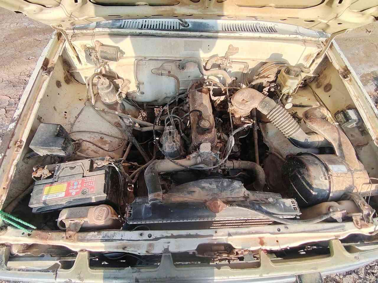 السلام عليكم للبيع بيكم  موديل 1988 رقم واسط  تحويل مباشر السياره علا البلاد كفاله  عامه  كير مكينه  كشر    بيع او المراوس   الشراي يتصل اوبالخدمه ***********
