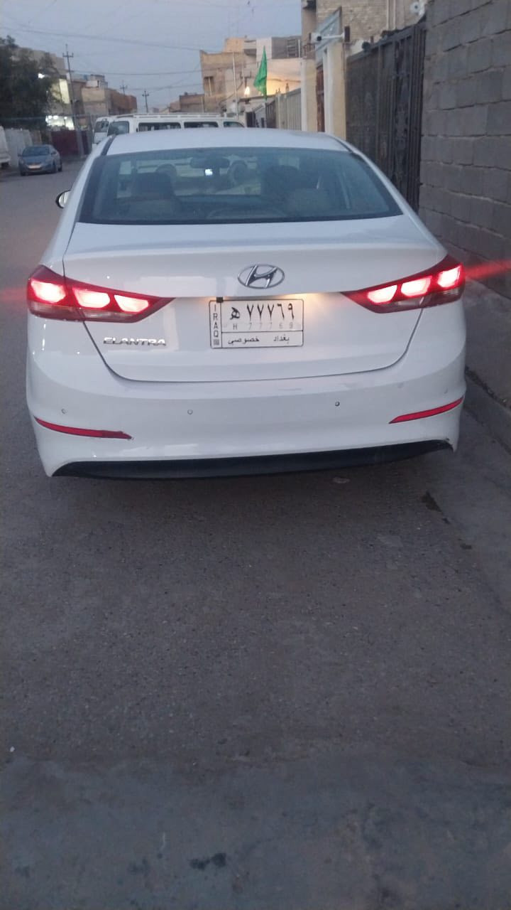 سلام عليكم النترا موديل 18 ماشيه ١٣٧بيهه 4قطع صبغ مكاني بغداد شعب. هاتف ***********
