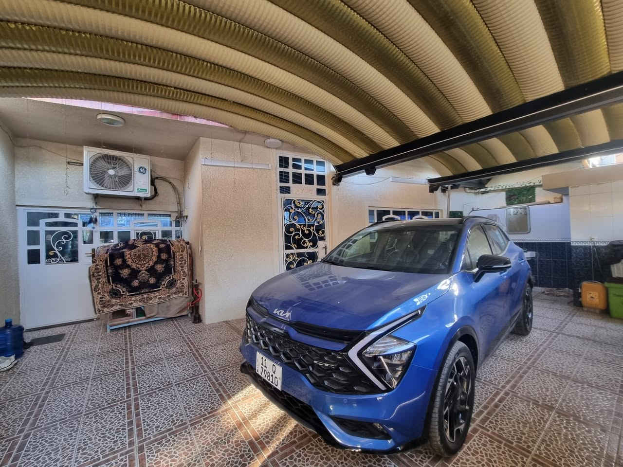 دار مساحه 200 متر زراعي الدولعي يحتوي على ثلاث غرف صاله مطبخ خدمات للبيع 
واجه 10 نزال 20 
الاستفسار 
***********
***********
