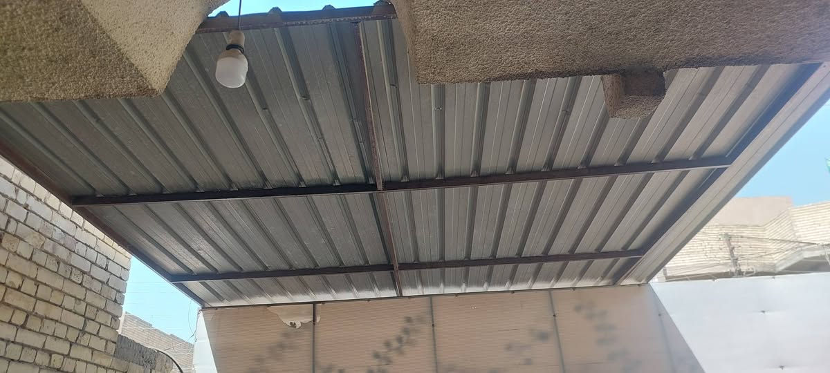 سقيفه للبيع نظيفه جدا وبسعر مناسب للاستفسار الاتصال على الرقم *********** بي وات ساب
