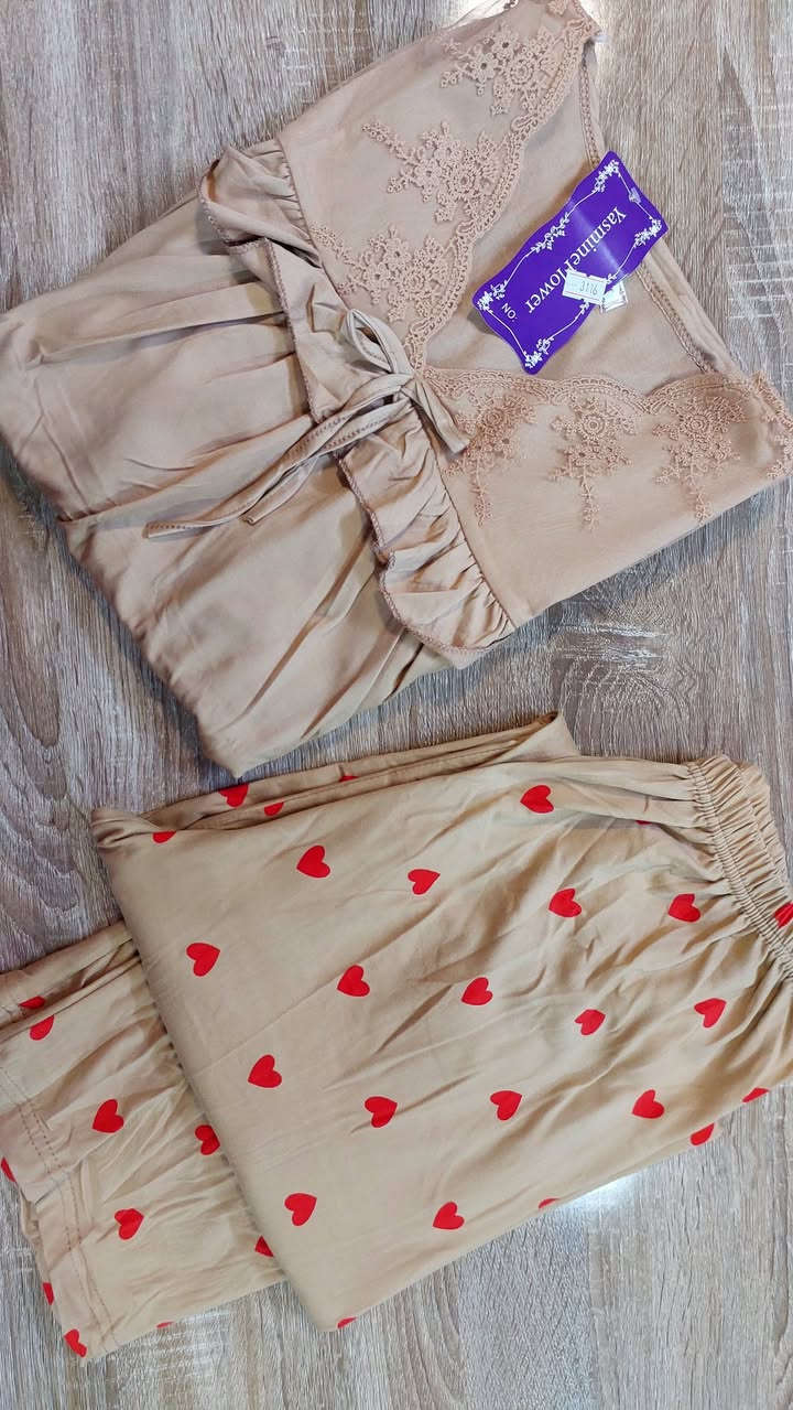 تراك فانيلا زبده عرض خاص سعر القطعه ٨ اثنين ١٥ فقط توصيل ٣ جميع محافظات


**إذا كنت صاحب هذا الإعلان وتريد حذفه لأي سبب، رجاءا أرسل رسالة إلى الدعم الفني**