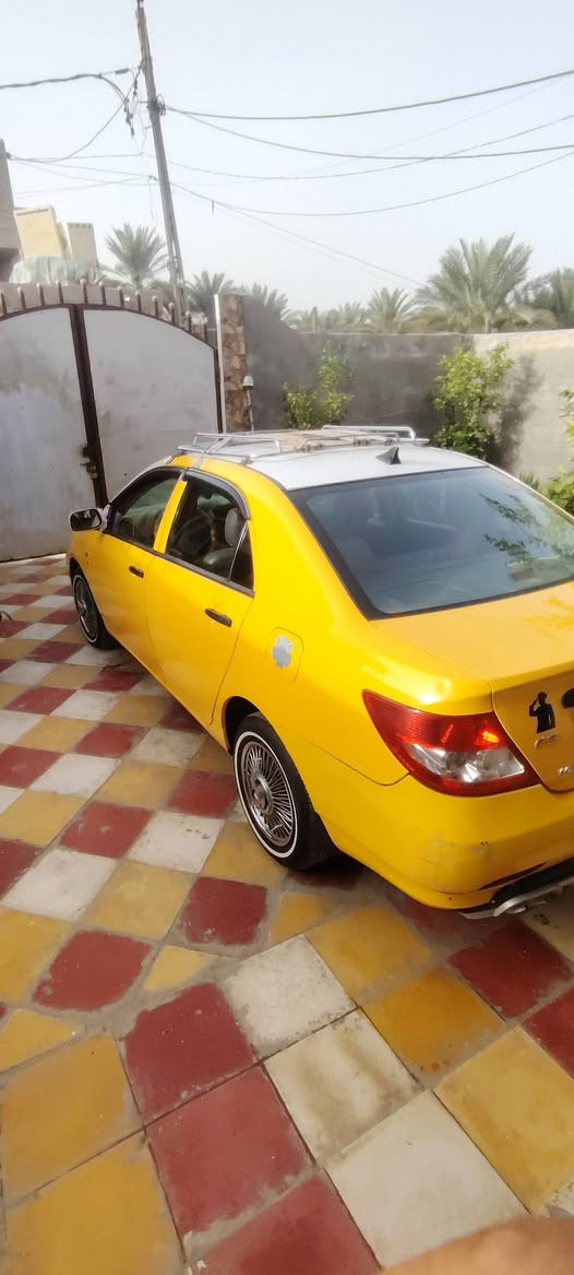 (BYD F3 2019)  بي واي دي اف ثري للبيع رقم بغداد مفصره هئه وغرامه حره و سياره جديده ومكفوله كير ومكينه كورله تدفئه شغاله تبريد ثلج مكاني حله  سعرها 75بيها مجال بسيط(( للتواصل ***********))ج
