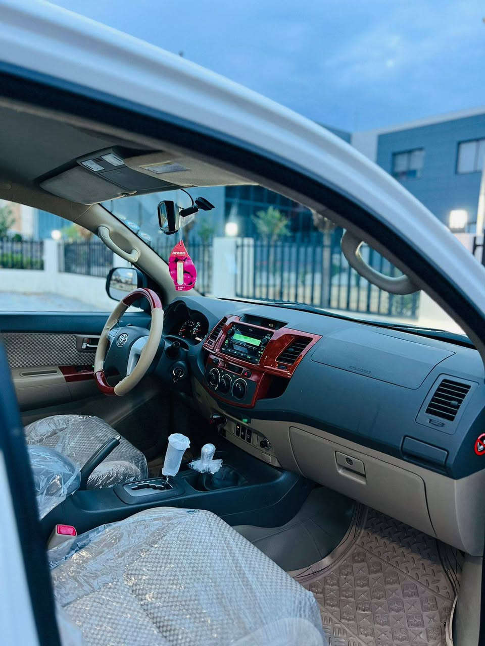 توێتا فۆرت چێنە ر[2013ی سە فاری سەید نە هرۆبتڵ فول مواسە فات گێڕ ئۆتۆماتیکو گێڕ عادی سێ ڕیز کوشین ۷نە فە ری شاشە و کامیڕا ناو فۆڕمیکا تە بریدبە رکە زی حەمساس دە بڵ ئە کسل سە یارەکە  نمونە یە لە جوانیا بێ سبوغ بێ تە عدیل بێ شوختوقوپە گێڕو مە کینە ی نکراوە تە وە بە زە مان سە وتو دووکە ڵو بوغاروغرامە وتە حویل هه موی بە شە رت سعر خوار بازار210گە ڵا بۆپە یوە ندی) تێل /ڤایبە ر]وە تسئاپ]*********** رانية, السليمانية
