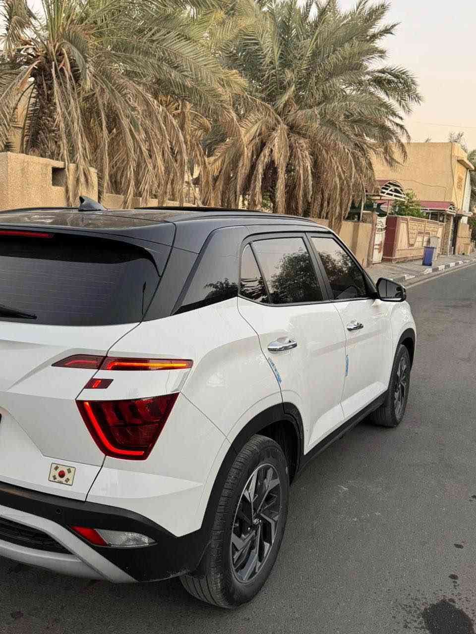 هونداي كريته 
مديل :24
لون :تو كلار اسود او ابيض 
موصفات: سياره فول بنرامه 
ماشه :22الف
سياره بيها بارد بل باب سابق او صف سايق 
السعر : 165
رقم :*********** البصرة, العراق
