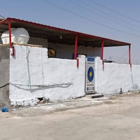 مزيرعة الشمالية • غرفتين • ماء كهرباء