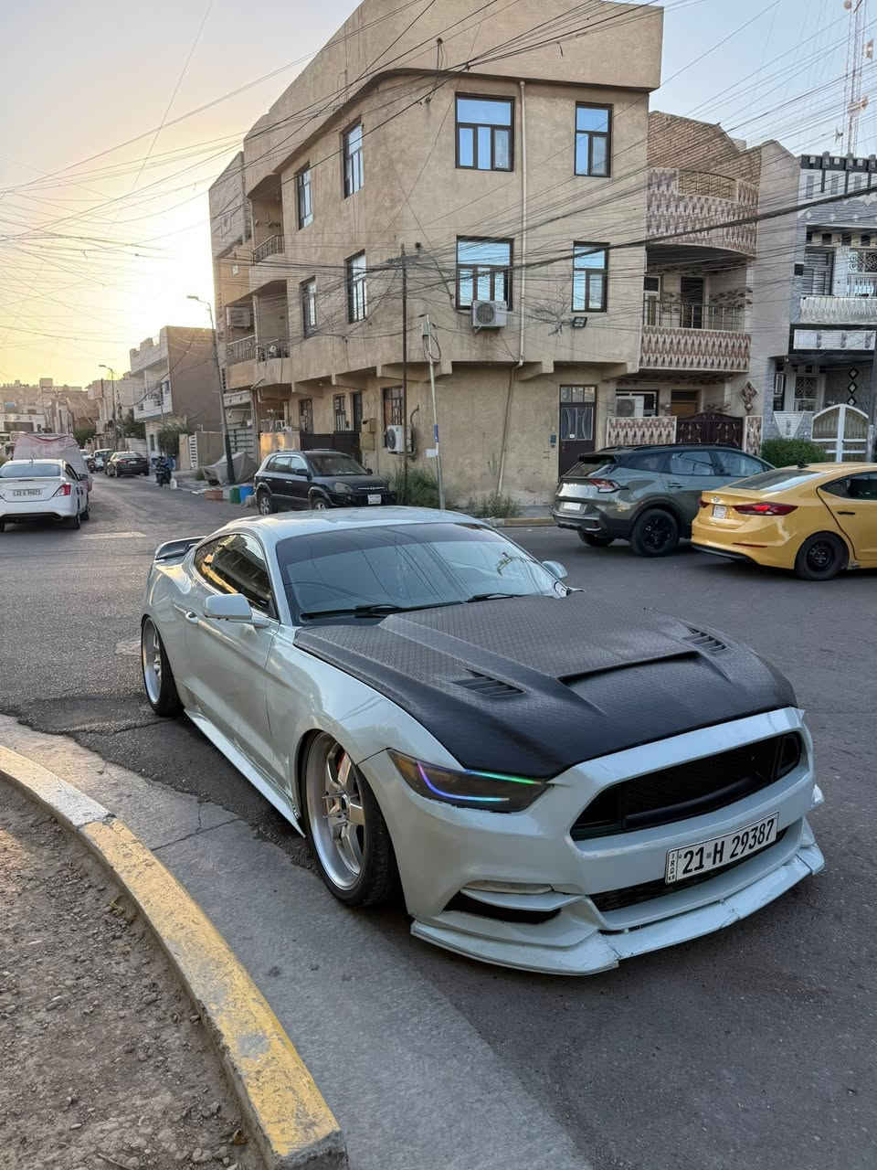 سلام عليكم
موستنك gt 5.0 تراك بكج كير عادي 2016 فول هوائيات تجي افول شي بل gt التراك بكج 
ماشية 96 كيلو

السيارة كلشش قوية 

عليهة هدرز 
دبل اكس بايب 
دبات ريمونت
شوتة air aid
ثلاجة gt 10 نمر
بلكات ريسنك 
اكسل 3.73 بلادي
صوتهة رعيد السيارة

مكينة برغي ممفتوح بيهة

تبريد ثلج

عليهة جكات

بك لايت اوربي متغير
لايت امامي متغير
منضومة لايت سعرهة 650 الف
بنيد فايبر rtr
دفيوزر خلفي rtr 
شبابيك rtr
دشبول مال خليجي اصلي مو تجاري تفصيخ 7 الوان
لانش كونترول من ضمن الاعدادات مال سيارة

السيارة مصبوغة عام جمالية وموجودة صورهة قبل الصبغ
 
نقوصات السيارة 
النمرة الخامسة تفلت تصليحهة 200$ بل طيران وباقي النمر كلهة تجي طبيعي مابيهة اي مشكلة 
وتكعيد للبجم

رايدهة ب 137 وبيهة مجال بسيط
***********
مكاني بغداد الاعظمية
