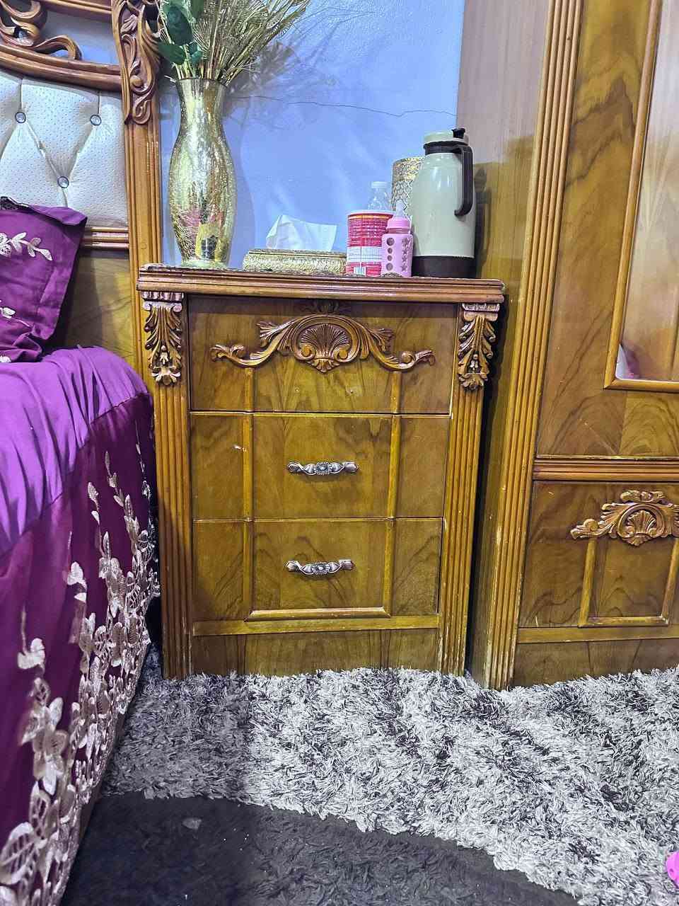 السلام عليكم غرفه نوم للبيع حيل نضيفه وغشب صاج رقم واحد قنصور 6 ابوب ابو الملحق سعر مليون ***********
