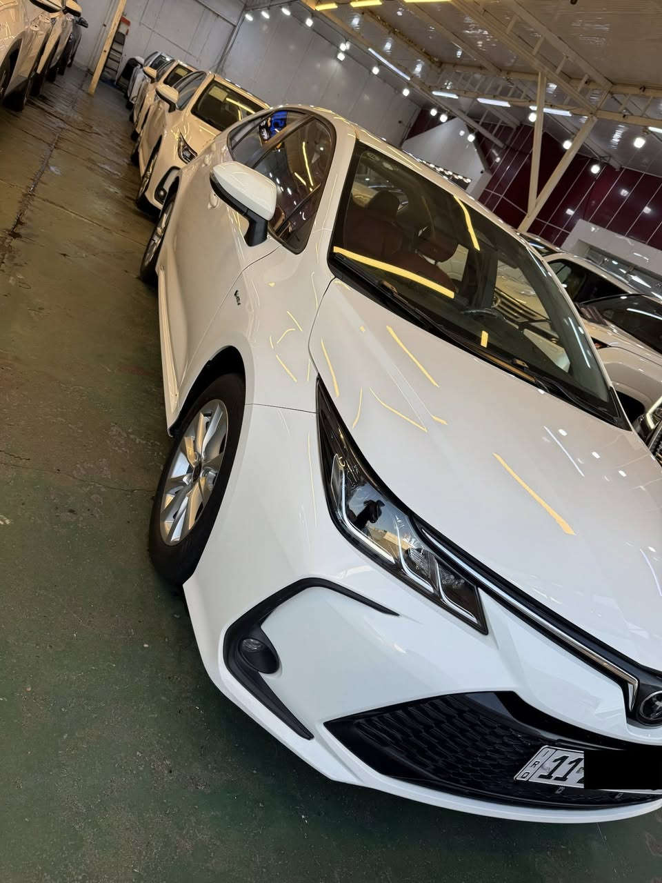 كورلا ٢٠٢٥ هايبرد شكل الخليجي
داخل جلد احمر
كرسي كهرباء ٣ طكات
مكفولة كفالة عامة
السعر ١٥٨$ 
مكان السياره بغداد 
***********
