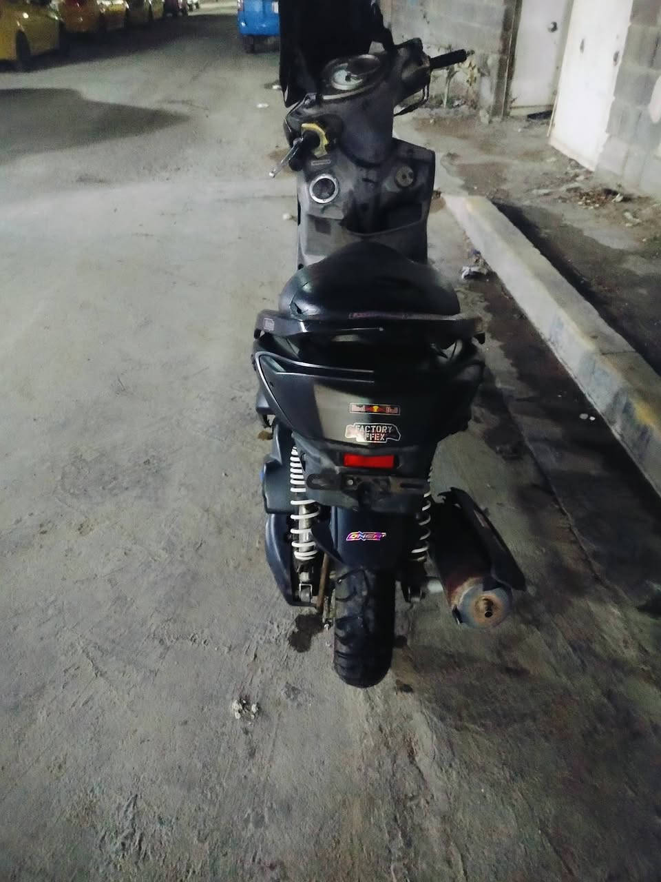 السلام عليكم دراجه سكنس فحل لد نوزل للبيع دراجه نضيفه وحلوه
***********
