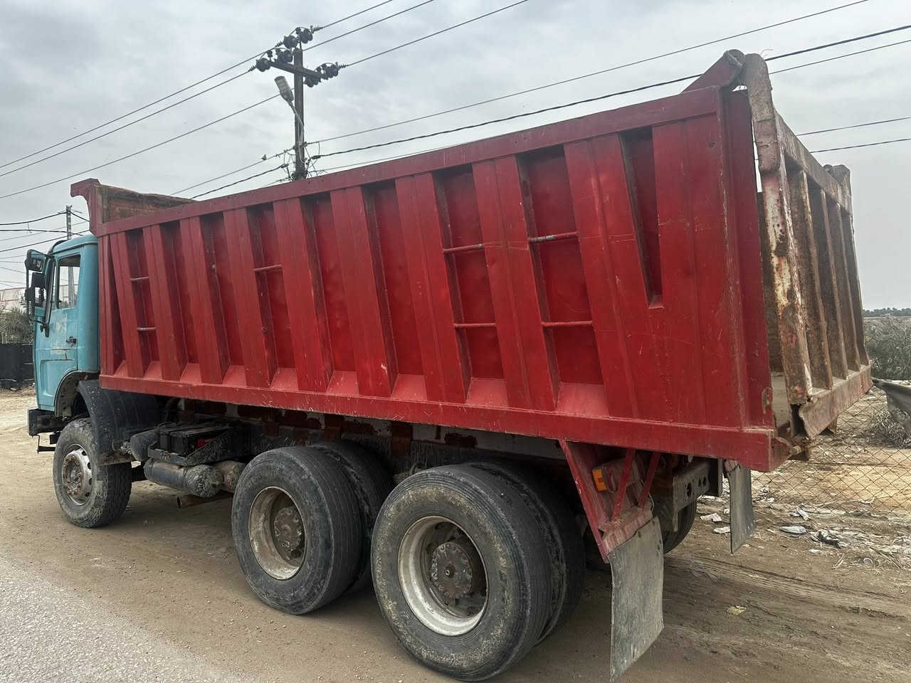 السلام عليكم البي للبيع موديل ٨٣  بسنويه كلاب مداور موجود السياره مجموعه نص جيف اف رباط اعوج مكينه ٢٨ محسن ام الفلس جديده ستوني شاده تايرات نص عمر ويل صاج كير190 شاصيه مصوره مطول ٣٠ سانتيم عله مود البدي وموضح ب الصوره مكاني بابل الكفل مرقد الشهيد زيد ابن علي ملاحضه السياره فرنسيا ***********
