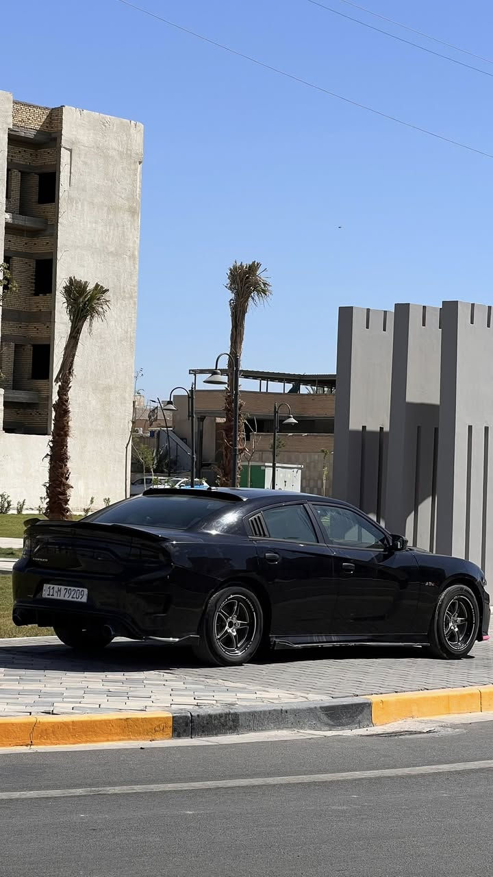 السلام عليكم
دوج جارجر 2015 sxt وارد كندي 
رقم بغداد سنوية لل30 بأسمي 
مكينة 3.600 تو ويل 
مكينة وكير وتبريد مكفولات سيارة ماشية 199000 كيلو متر حقيقي 
ضربته جاملغ ايمن مبدل 
والبنيد محدث والجاملغ الثاني مصبوغ مع حافه باب السايق فقط 
سيارة عليهاا كت دوسات ودعامايات srt 
ويل ويلد حجم 18 مع تخم تاير جديد توه شاده 
غرفه السيارة جلد كشنات حضن 
مكان السيارة بصرة دور الضباط 
السعر 170 وبيه مجال بالخدمة 
***********
