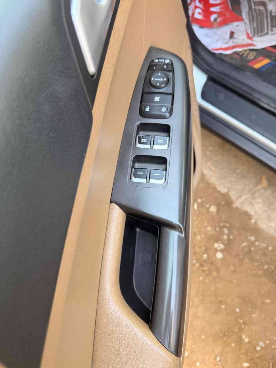 للبيع او مراوس 
سبورتج ٢٠٢١ خليجي سيارة مكفول ما عدا شبر صبغ بالجامرلوغ الأمامي الأيمن أثر شخط ورصعة حصوه بكد الأضفر بهلال جاملوغ الخلفي ماشية ٥٧ الف كيلو شرط الفحص موصفات عادية سويج 
موصفاتها حساسات أمامية خلفية كامرة كار بلي اشاير بالمري سونار مرفق
للتواصل ***********
مكاني ديالى
