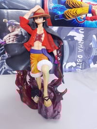 مجسمات • ونبيس • خاص