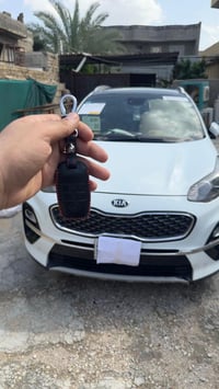 سياره سبورتج 2019 خليجي سياره حلوه ونضيفه بيها قطعتين وموجود السونار س...