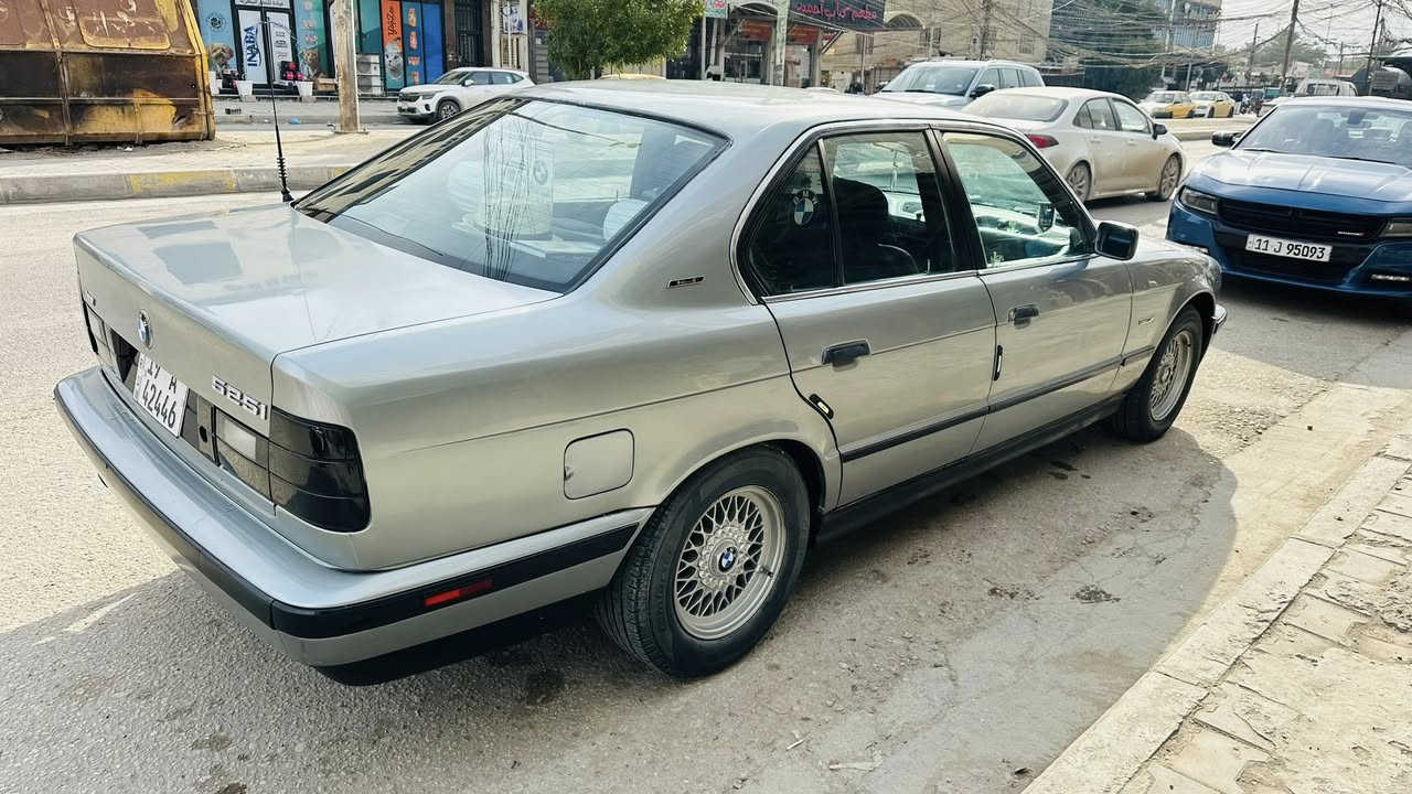 525 محور مكينة 3000 ملكة فيشة وبطل
سيارة جاهزة على اخر حباية 
تبريد كهربائيات رقم جديد باسمي 
جام رباعي اوتو 
غرفة كاملة جديدة تعمير جديد السيارة قطرة خياس ماكو 
رقم كربلاء ومكاني كربلاء  
للبيع او المراوس 
السعر 55$ وبية محال بسيط 
***********
***********
