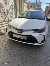 كورلا هايبرد 2024 فتحه سقف تحكمات داخل جلد  ماشيه 12 مكفوله من كولشي ر...