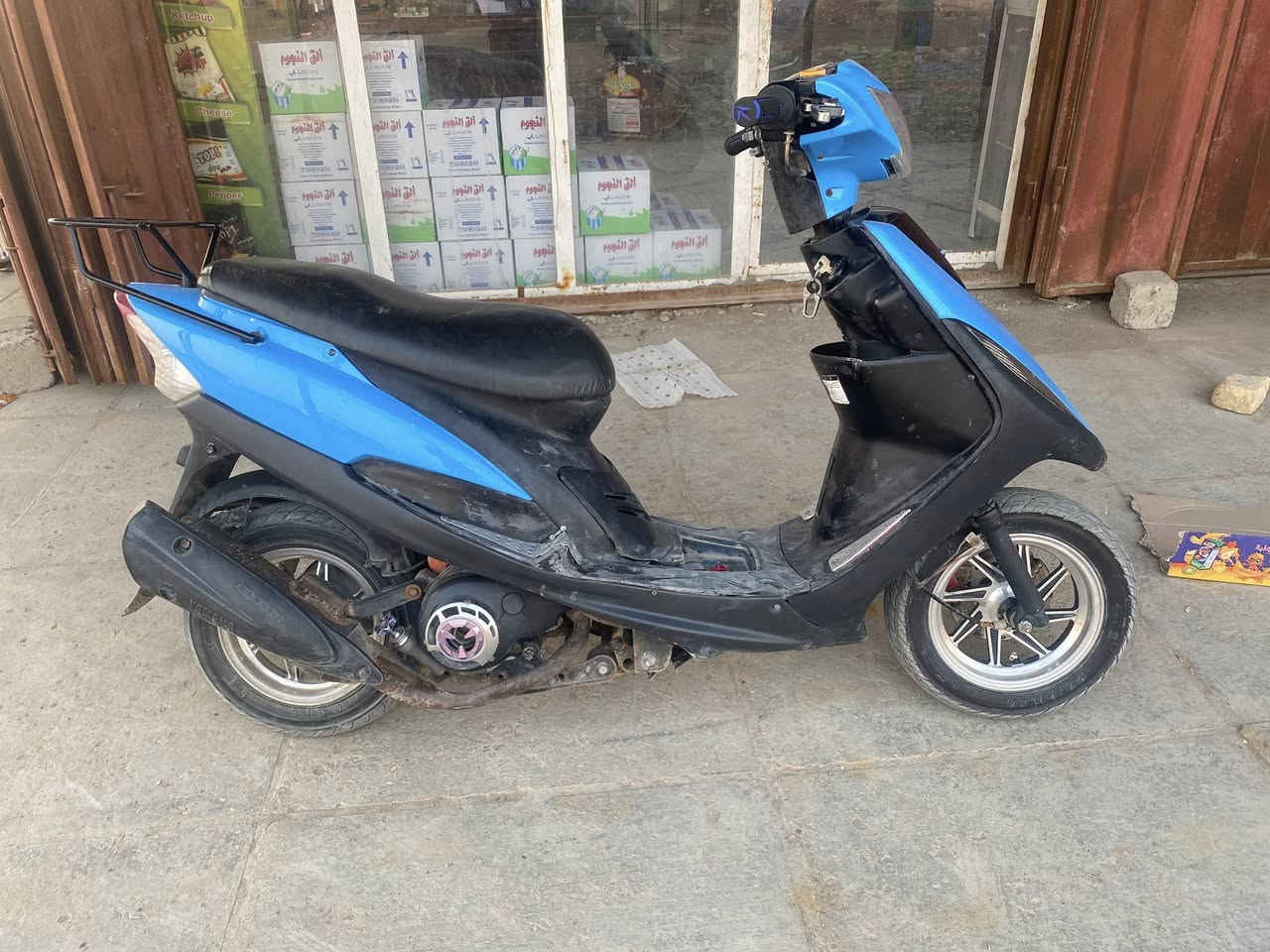 بيع مستعجل ماكس عدله بوشة ٥٥ وياله رياضي صالنصه رياضي كلجات رياضي وبيه تزويد خارجي سعرهه 550 وبيعه مجال بسيط  ***********
