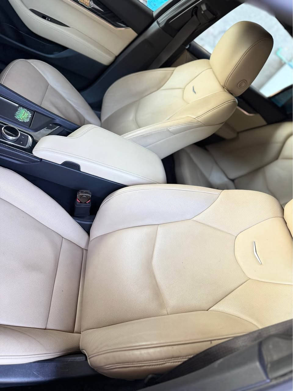 كدلاك CT5 حادث قطعتين  السياره فول مواصفات  رقم  بغداد مداور ثاني يوم  *********** كربلاء, العراق
