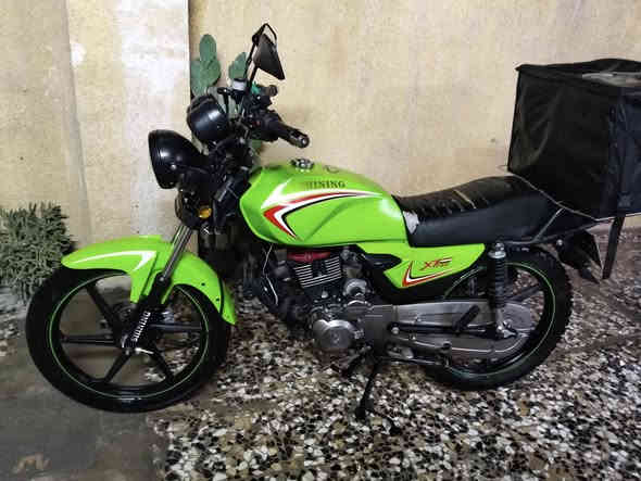 للبيع دراجه شاينك مرقم 2023ماشيه14الف حقيقي دراجه مكفوله رايده 1750وبيه مجال شي بسيط  تحويل ثاني يوم ***********
