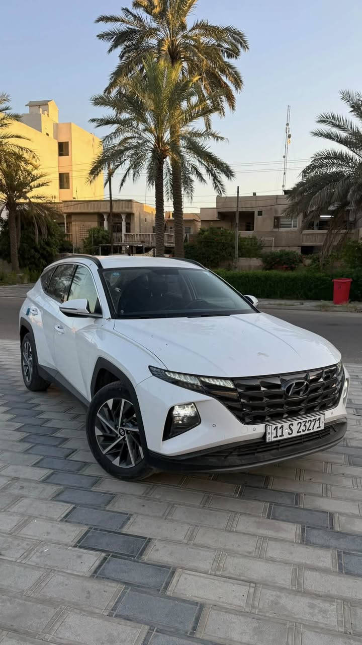 هيونداي توكسان موديل 2023 ماشيه 59 الف كيلو متر فقط 

بدون فتحه + عداد دجيتال + كشن كهرباء + شاشه وبقية الامور المعروفه 

مكفوله عدا بارد بسيط بالصندوق بمقدار كف اليد + بارد بسيط بهلال الجاملغ الامامي 

السعر 19.200$ وبيها مجال بسيط
مكاني بغداد / المنصور - حي المتنبي - مجاور ماريا ماركت ( شركة زين سابقاً )

***********
