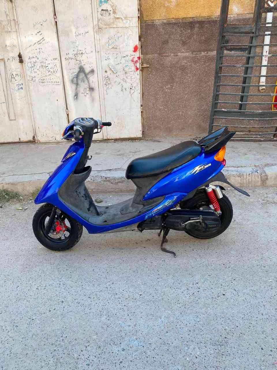 سلام عليكم للبيع دراجه سبايزر مجنح رياضي ويل كب رياضي دبل خلفي رياضي دراجه جديده حيل لون مميز بلادي دراجه اخت رنبه جديده برغي مامفتوح منهة جديده حيل وجاهزه اي نقص ما بيهة كلهة شغاله كهربائيات شغاله نكره سلف وهندر كيجات شغاله كفرات بلاديه دراجه جديده حيل محرك ناعم اخرس ما مفتوح شلعه ومعدل تخبل اوراق كامله دراجه بلاديه سعر (450)وبيهة مجال بسيط جدا (رجاءً لحد يكسر بحلال عالم) رقم الهاتف (***********) مكاني بغداد الغزالية
