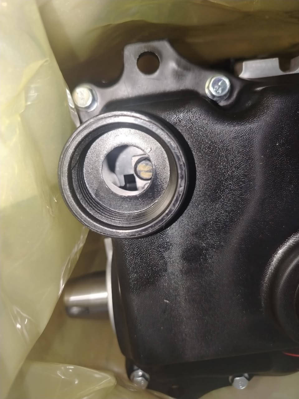 سلام عليكم
مكينه هايلوكس للبيع (كازززز)
مكينه زيرو شركه طك كارتون برغي ما مفتوح بيه مال كويت ، متوفر 3 قطع 
العنوان : البصرة - شارع التجاري
*********** اتصال واتساب
