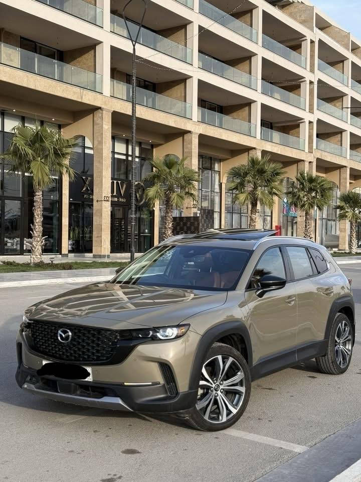 Mazda CX‑50 2024 – Premium Plus

سەیارەکە تەنها ١٣ هەزار مایل روشتووە
مەکینەی ٤ پستنی توربوو

سەیارەکە چاملغی لای سایەق بۆیاغە لەگەڵ ربعێک بۆنید – بێ ناوگرتن ایرباگی سوکان گۆراوە بە بیلاد

رەقەم کراوە بە ناوی خاوەن
سەنەوی و ژینگە تا 2031 نوێیە

شوێن: سلێمانی
***********

بو بینینی بابەتی زیاتر فولومان بکەن✅
#unitedautomotors #KurdistanCars #ErbilCars #MazdaCX50
