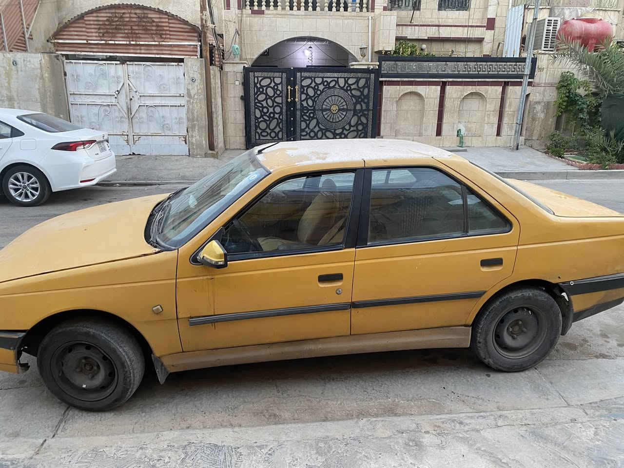 بيجو 405 موديل ١٢ كهربائيات كلها شغاله تبريد بي فريز سعرها قفل ٢٣ $ مكاني بغداد الشعب 

‭***********‬
