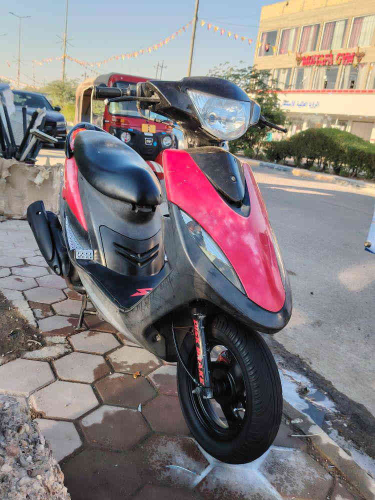 السلام عليكم
دراجه ماكس للبيع مكفوله كفاله عامه من مكينه ومن كفرات 
السعر ادخلي خاص  او على الرقم *********** مكانه واسط نعمانيه
