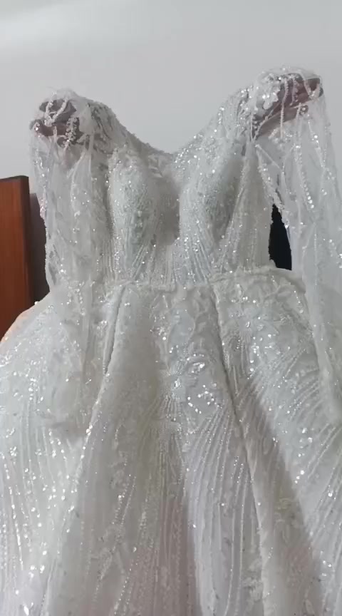 هاي البدله للبيع اللي يريد يشتري خلي يطب خاص***********
