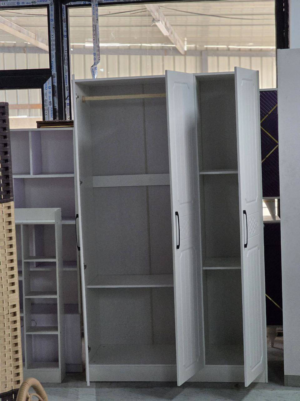 🔥 عرض قوي من جنة الأسعار 🔥
🪑 كنتور ٣ باب خشب MDF درجة أولى
ترتيب + فخامة + سعر يفوز 💪✨
تصميم أنيق يخلي غرفتك مرتبة 100٪
📏 القياسات:
▪️ العرض: ١٢٠ سم
▪️ الارتفاع: ٢ متر
▪️ العمق: ٥٢ سم
💰 السعر: 275


**إذا كنت صاحب هذا الإعلان وتريد حذفه لأي سبب، رجاءا أرسل رسالة إلى الدعم الفني**