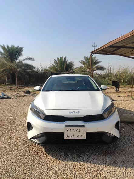 سيراتو موديل ٢٢ رقم أربيل سنوه ل٢٧ بسم شركه كفاله عامه مواصفات  عاديه  لد أمامي حساس خلفي داخل بيجي تبريد قطعتين
السعر 168 وبي مجال بسيط
‏‪‏‪***********‬‏
