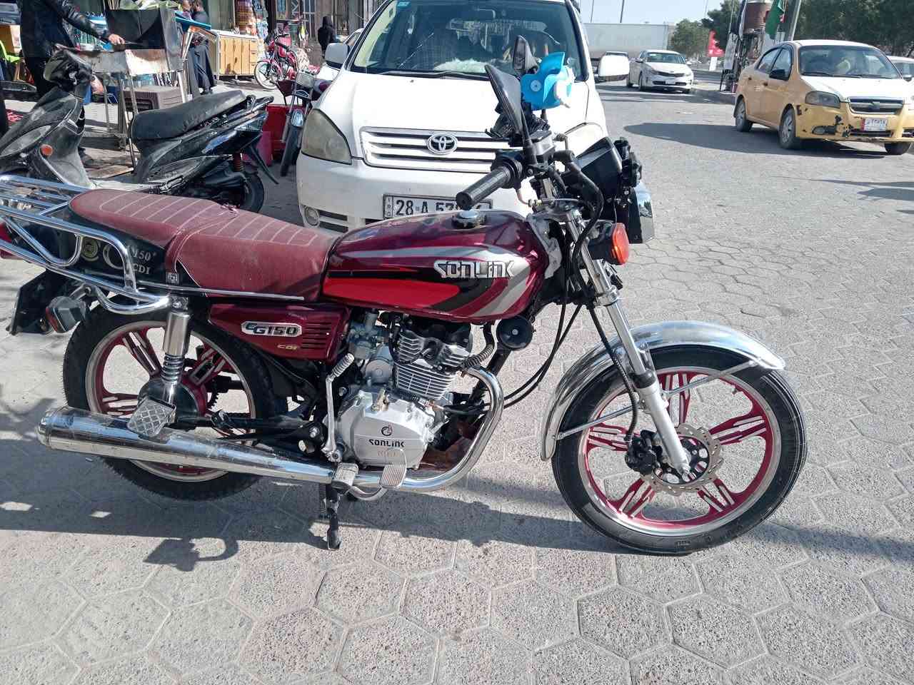 دراجه ٢٠٢٢ جديده ما ملعوب بيه رقم مداور شوكت متريد سعره 1250 بيهة مجال قليل رقم صاحب الدراجه

 ***********
