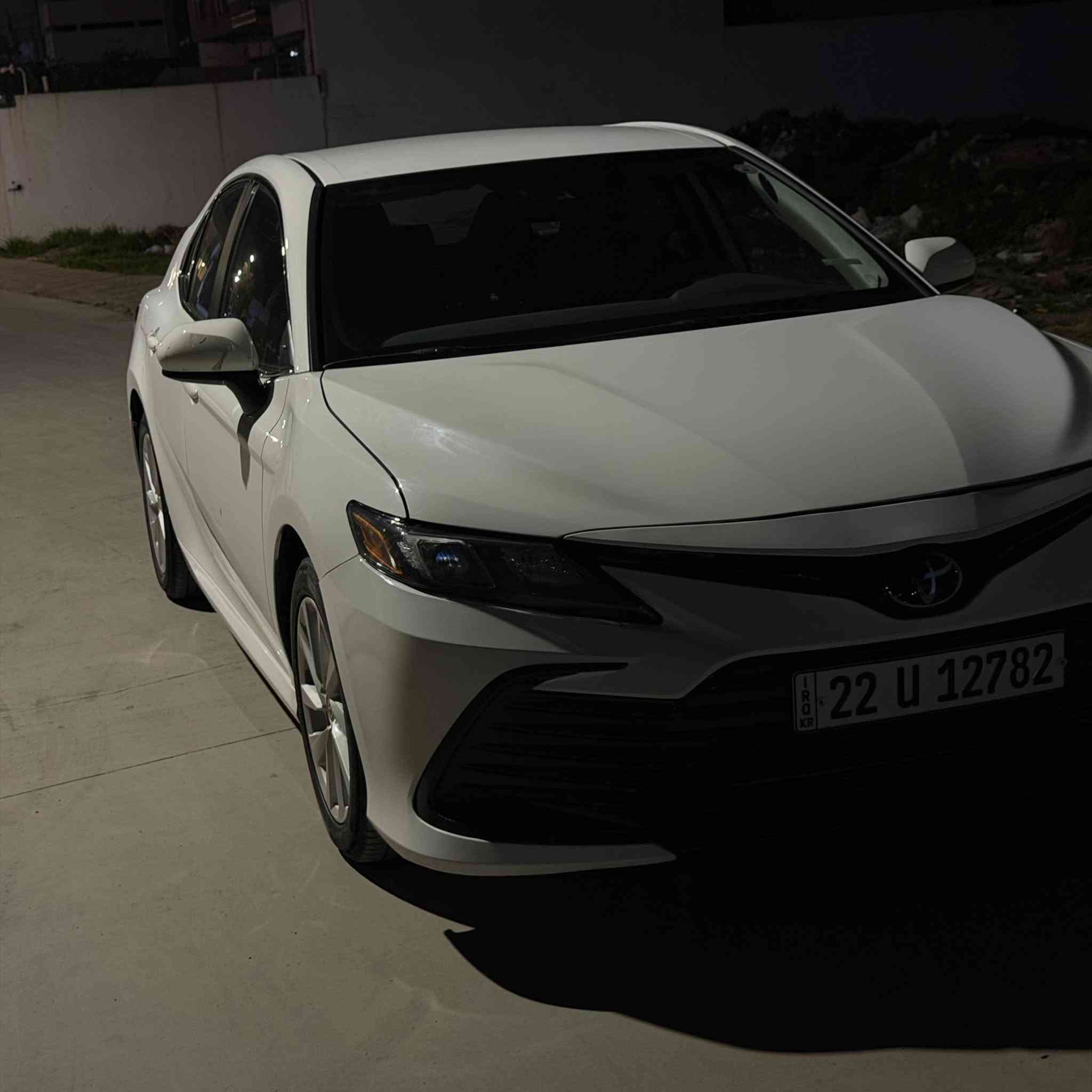 كامري 2024
بدون صبغ

بدون ايرباك 

بيها رصعات  خفيفه بالسقف 

البراغي بين محرك والكير مفتوحه 

رصعه  خفيفه براس الشاصي 

ماشيه 18 الف ميل 

مواصفات le

السعر 220

***********
