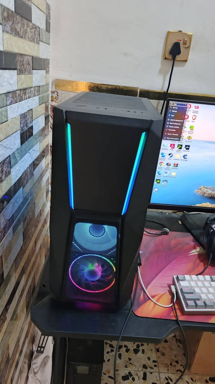 مواصفات الحاسبه 
‏
‏كرت الشاشه 
‏
‏Nvidia geforce  RTX 4060 8GB
‏
‏المعالج 
‏
‏12Th gen Intel Core i5 12400f
‏
‏الهارد 
‏
‏250 ssd 
‏Ssd 250
‏
‏الرامات
‏
‏ 16 Rma
‏
‏المذربورد 
‏
‏Asustek prime h610m-k d4
‏
‏باور سبلاي 
‏
‏Huntkey 700
‏
‏الشاشه 
‏
‏27 الحجم 
‏
‏Asus 100hz
‏
‏
‏مايك احترافي + ماوس لوجتك + سماعة هايبر إكس كلاود 2 + كيبورد ريد دراجون + ميز كامل + ماوس باد على حجم الميز 
‏
‏السعر مليون و 500 وبيها مجال للشراي 
‏للتواصل خاص أو على الواتساب 
‏
‏***********
