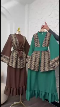 فستان ايطالي • طبع ديجيتال • مقاس ٣٨-٤٨